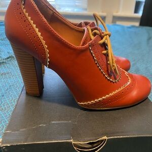 Tinstree Red Lace-Up Heeled Oxford Shoes